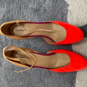 J Crew Neon Orange Beige Patent Colorblock Leather Heels. Size 12. GUC
